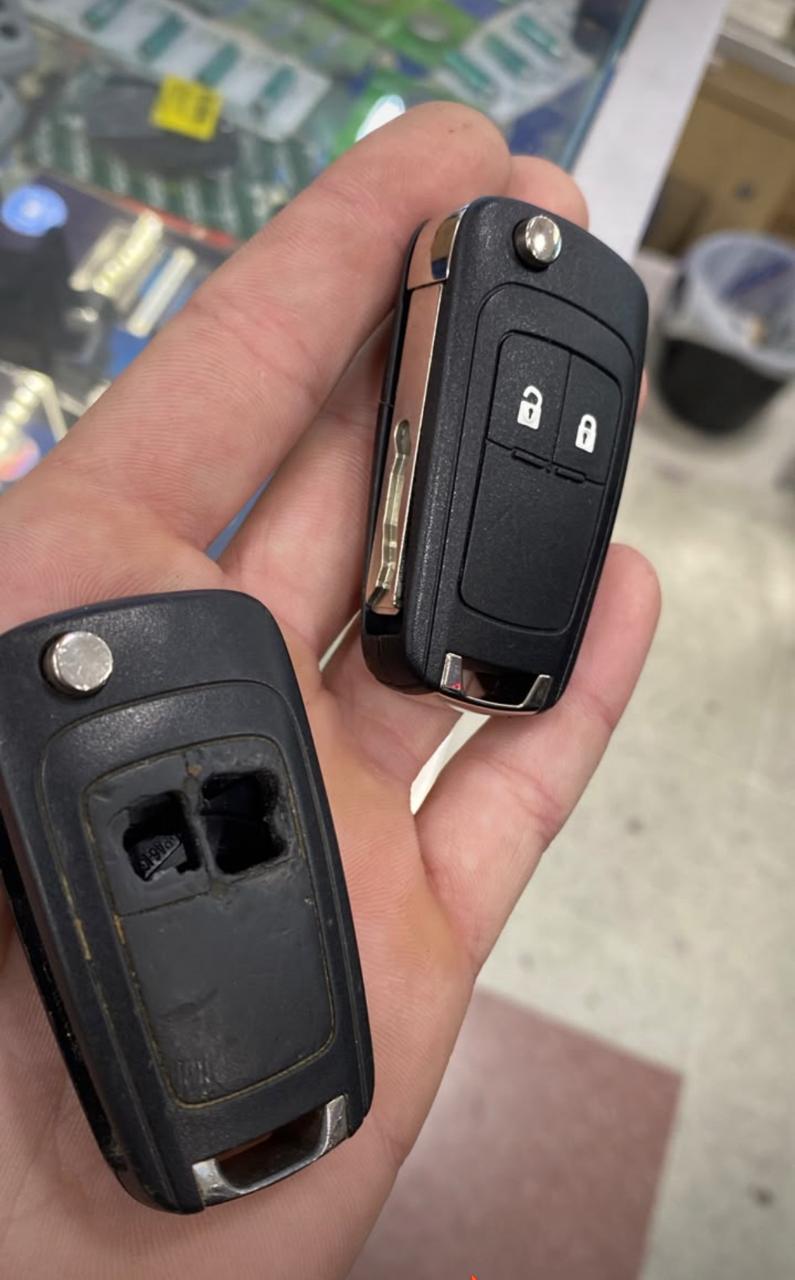 Recuperação e troca de carcaça de chave automotiva